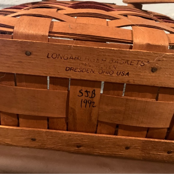 Longaberger Christmas Collection 1992 Edition Season's Greetings Basket EUC - Picture 3 of 4